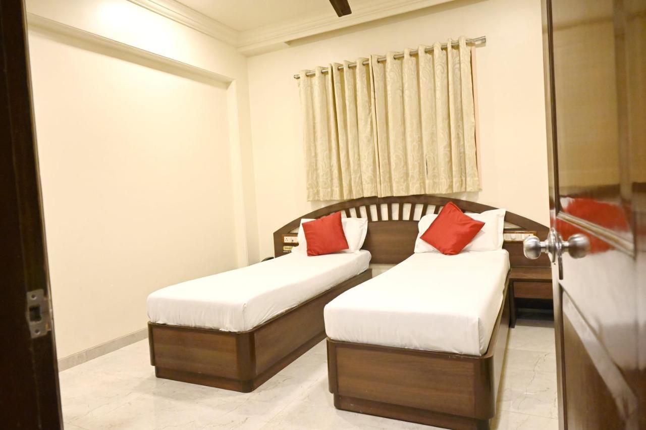 Kalyān Hotel Sagar מראה חיצוני תמונה