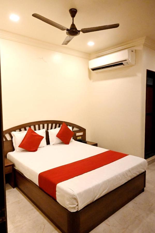 Kalyān Hotel Sagar מראה חיצוני תמונה