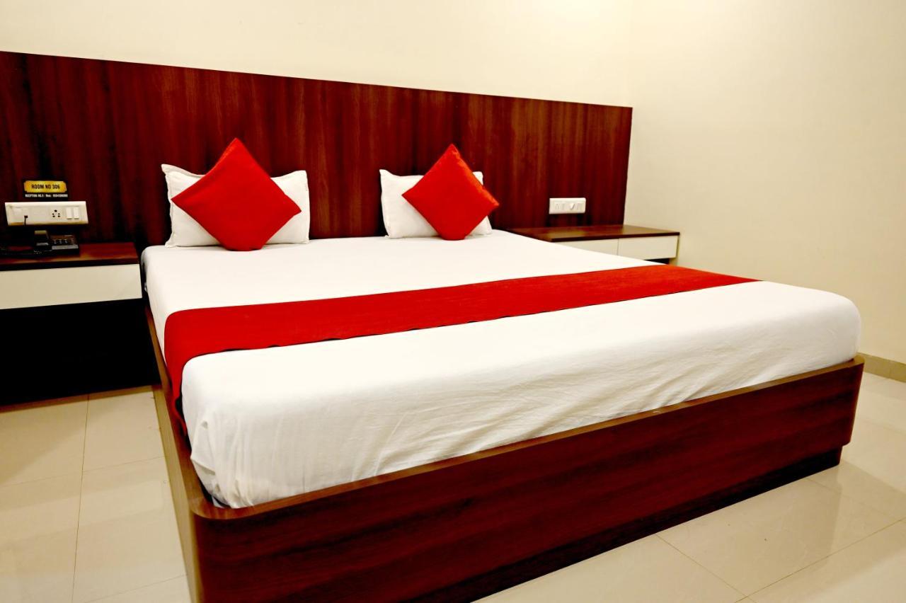 Kalyān Hotel Sagar מראה חיצוני תמונה